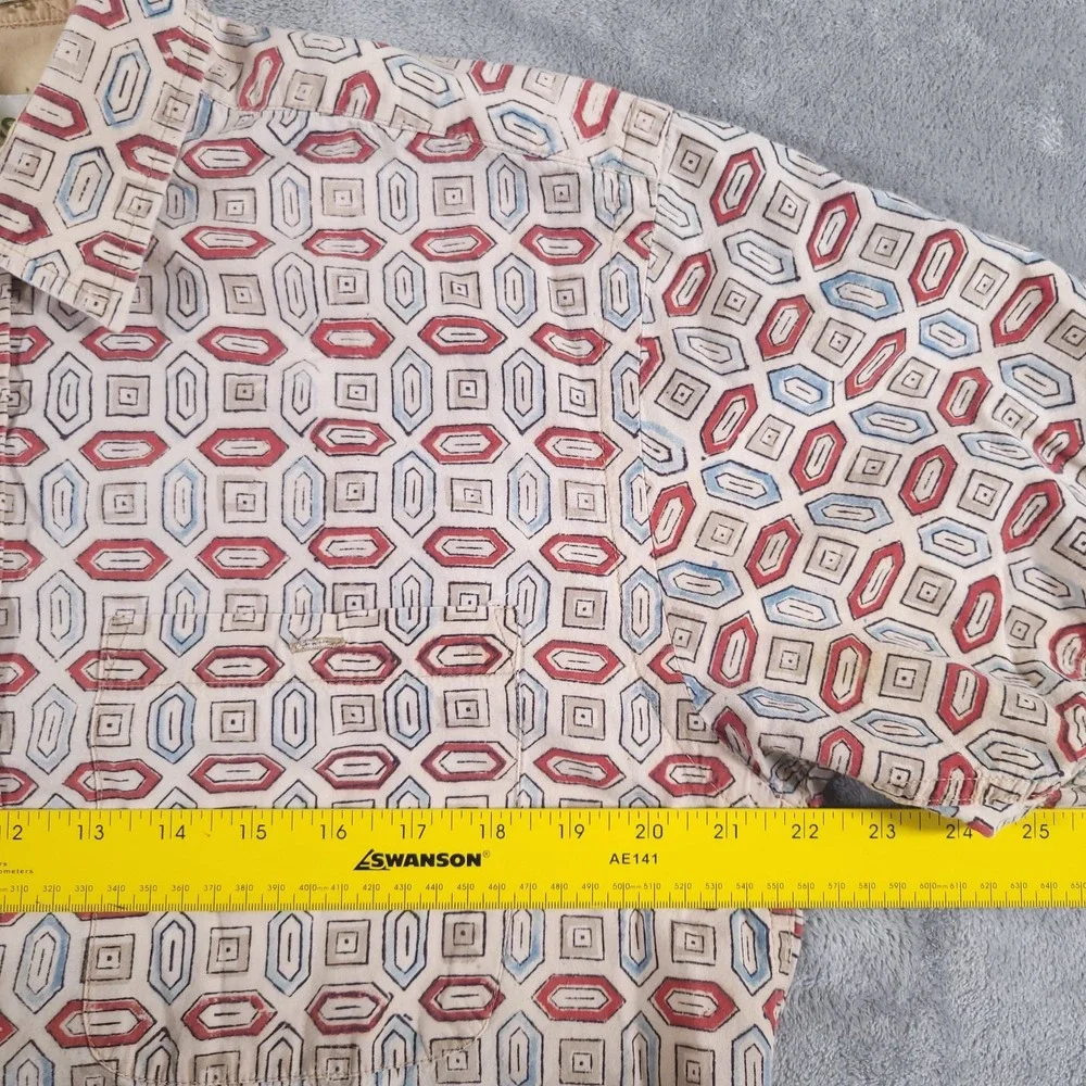Orvis Shirt Mens Medium Beige Red Geometric Button Up Short‎ Sleeve Cotton